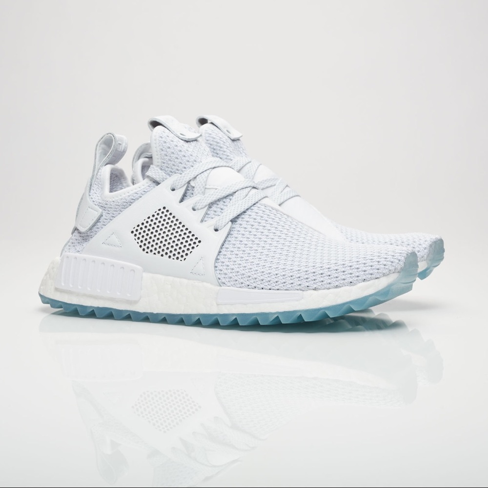 NMD_XR1 TR TITOLO